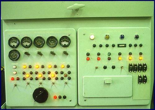 097-Launcher-control-indicator-panel